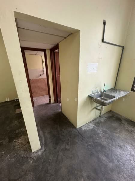 Shop / Office untuk Disewa di Ulu Tiram (Johor) - Hong Charng Lee - Interior - PropertyGuru.com.my