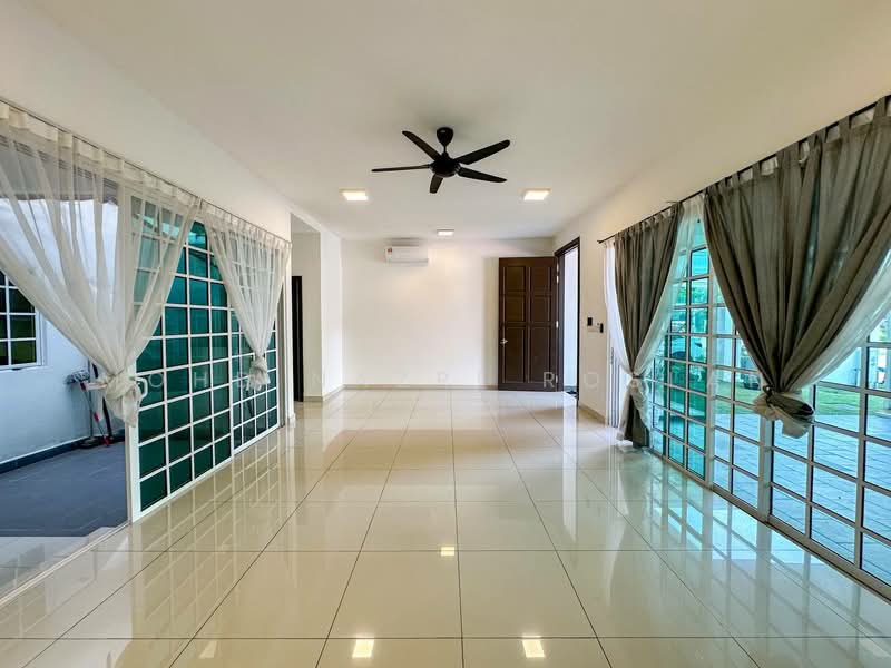 Rumah Teres 2.5-Tingkat untuk Dijual di Setia Eco Glades (Cyberjaya) - Mohd Nazri Roslan - PropertyGuru.com.my