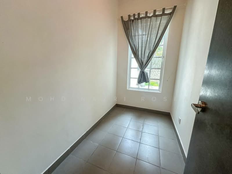 Rumah Teres 2.5-Tingkat untuk Dijual di Setia Eco Glades (Cyberjaya) - Mohd Nazri Roslan - PropertyGuru.com.my