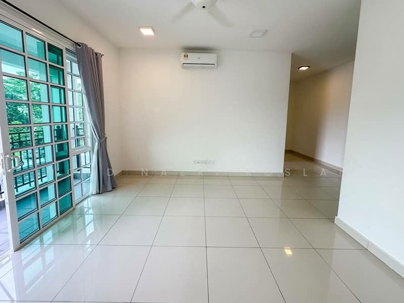 Rumah Teres 2.5-Tingkat untuk Dijual di Setia Eco Glades (Cyberjaya) - Mohd Nazri Roslan - PropertyGuru.com.my