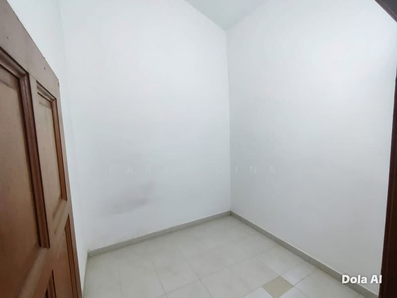 1-storey Terraced House for Sale in Pekan Kapar (Kapar) - Farah Dina - Interior - PropertyGuru.com.my
