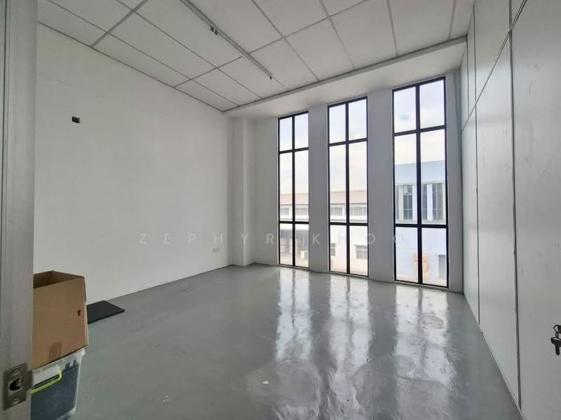 Factory for Rent in Taman Perindustrian Cemerlang (Ulu Tiram) - Zephyr Khoo - PropertyGuru.com.my