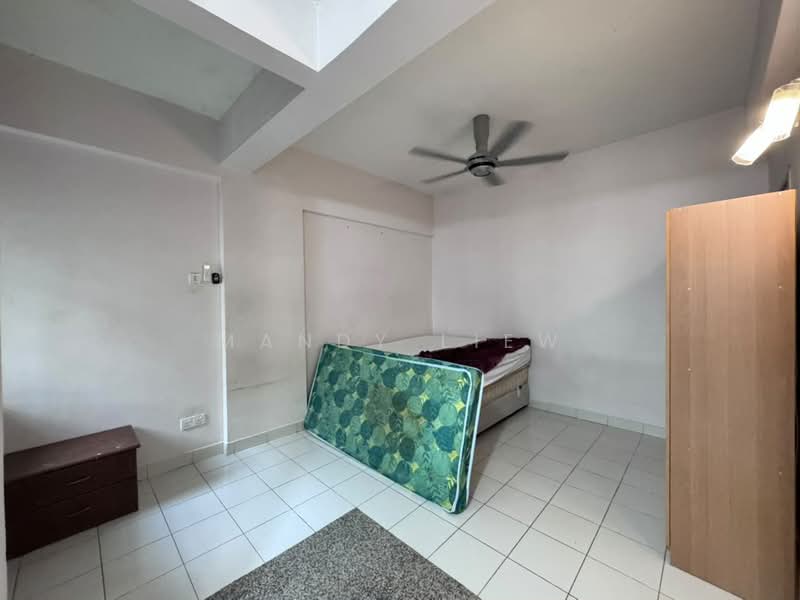 Servis Apartment untuk Dijual di Fortune Avenue - Mandy Liew - Bedroom - PropertyGuru.com.my