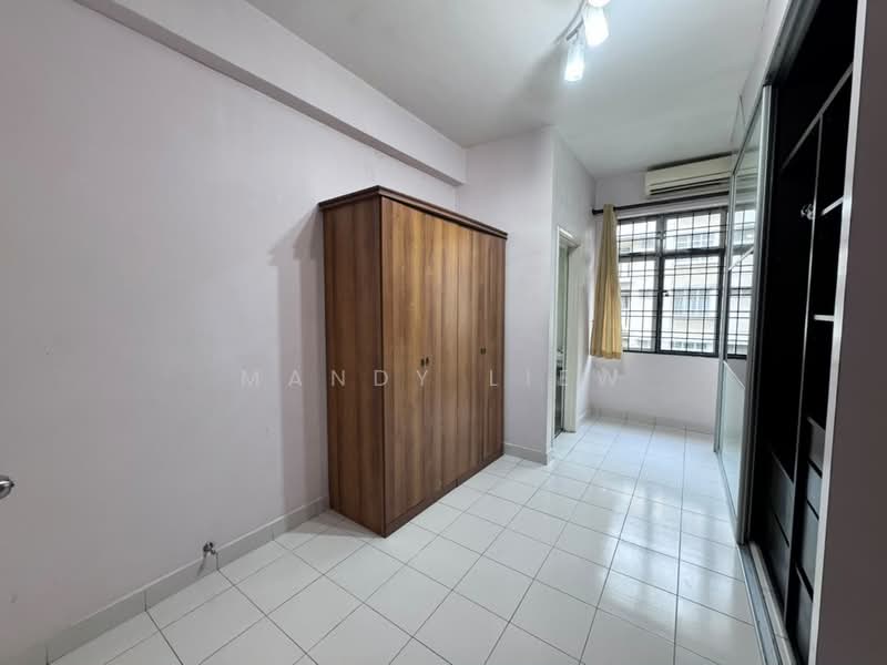 Servis Apartment untuk Dijual di Fortune Avenue - Mandy Liew - Bedroom - PropertyGuru.com.my