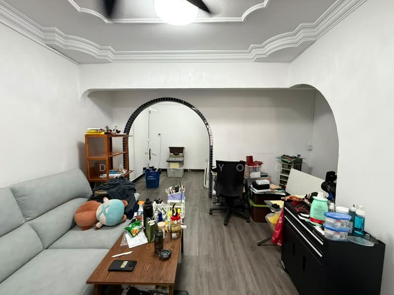 Rumah Teres untuk Dijual di Taman Damai Jaya (Skudai) - Daniel Yong - Living Room - PropertyGuru.com.my