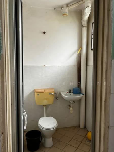 2-storey Terraced House for Rent in Skudai (Johor) - Hong Charng Lee - Bathroom - PropertyGuru.com.my