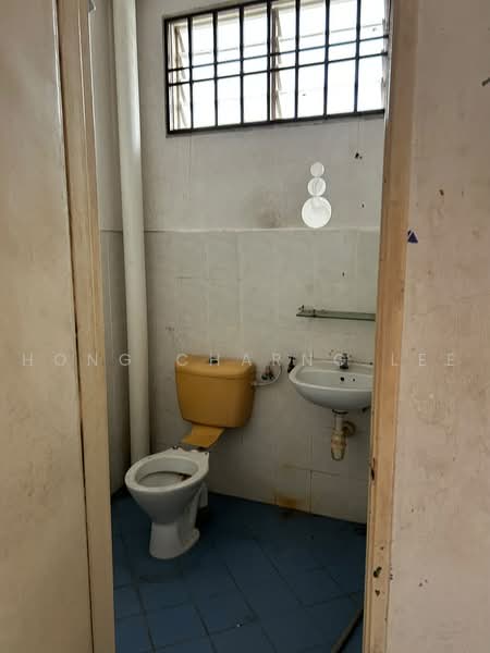 2-storey Terraced House for Rent in Skudai (Johor) - Hong Charng Lee - Bathroom - PropertyGuru.com.my