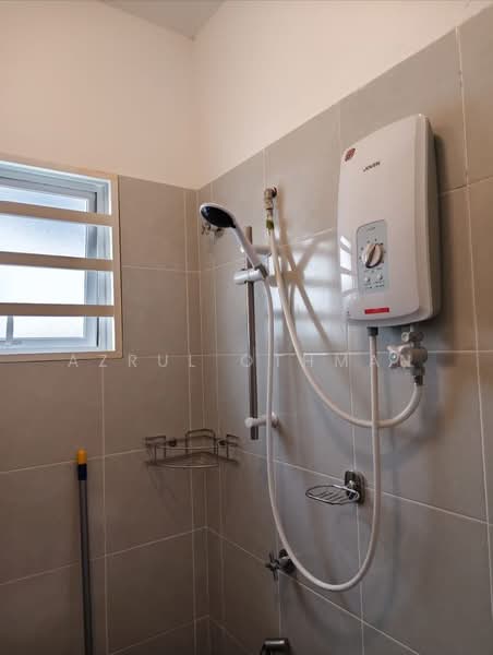 2-storey Terraced House for Sale in Port Dickson (Negeri Sembilan) - Azrul Othman - Bathroom - PropertyGuru.com.my