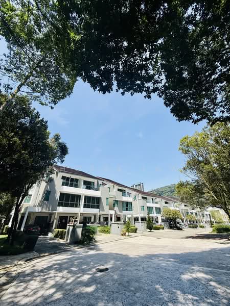 Townhouse for Sale in Sunway Spk (Kuala Lumpur) - Phoebe Law - Exterior - PropertyGuru.com.my