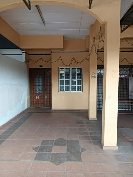 2-storey Terraced House for Sale in Klang (Selangor) - Rohana Ishak - PropertyGuru.com.my