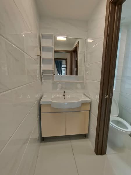 Condominium for Rent at Starview Bay @ Forest City - Japheth Ling - Bathroom - PropertyGuru.com.my