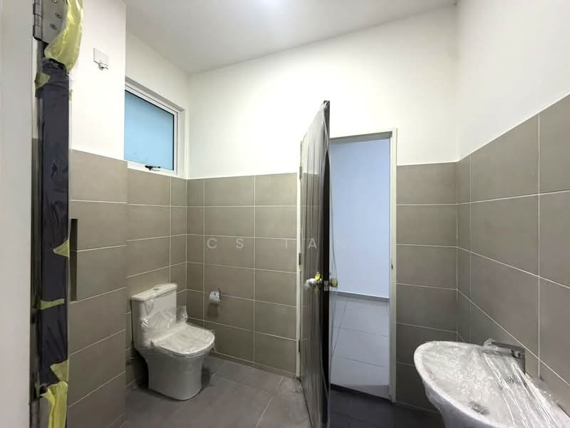2-storey Terraced House for Rent in Bandar Putra Kulai (Kulai) - CS Tan - Bathroom - PropertyGuru.com.my