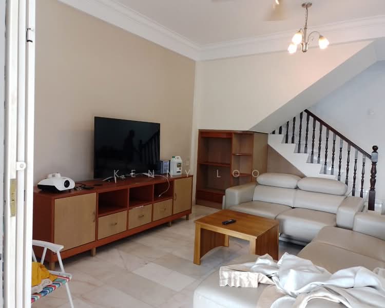 Rumah Teres 2-Tingkat untuk Disewa di Kubang Buaya (Kuantan) - Kenny Loo - Living Room - PropertyGuru.com.my