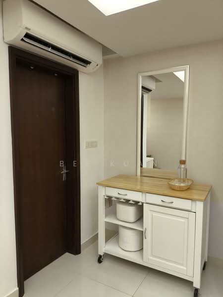 Service Residence for Sale at Cliveden @ Plaza Damas 3 - Bee Kuan - Interior - PropertyGuru.com.my