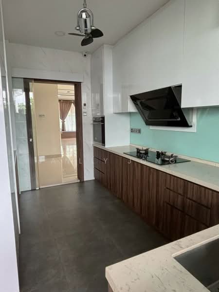 Semi-Detached House for Sale in Taman Nusa Idaman (Iskandar Puteri (Nusajaya)) - Janlly Jong - Kitchen - PropertyGuru.com.my