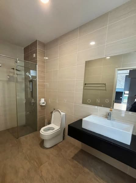 Semi-Detached House for Sale in Taman Nusa Idaman (Iskandar Puteri (Nusajaya)) - Janlly Jong - Bathroom - PropertyGuru.com.my