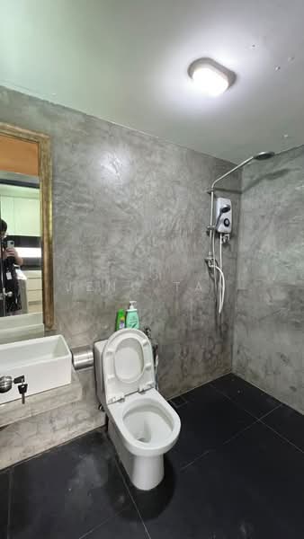 Semi-Detached House for Rent in Kuching (Sarawak) - Jeno Tan - Bathroom - PropertyGuru.com.my