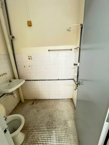 Rumah Teres 1-Tingkat untuk Disewa di Kepong (Kuala Lumpur) - Foong Yun - Bathroom - PropertyGuru.com.my