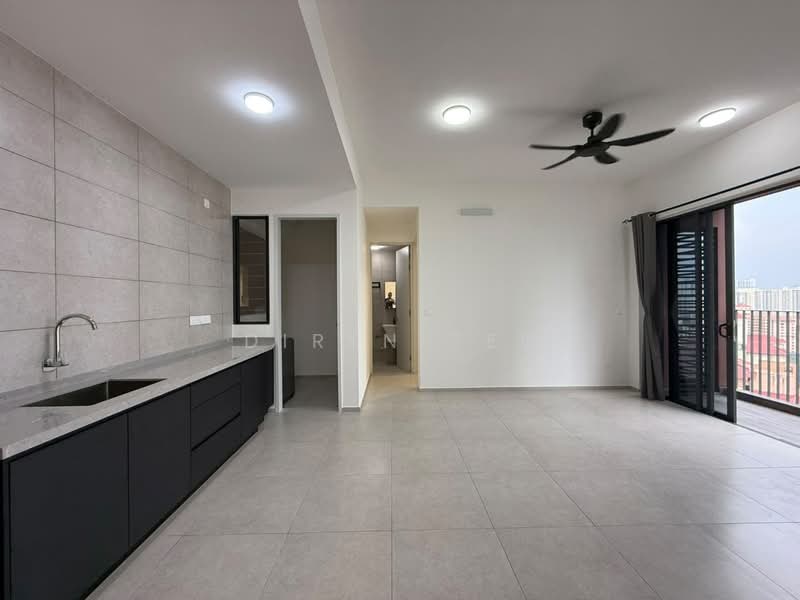 Condominium for Rent at EdgeWood Residences @ SkySanctuary - Diren Tee - Kitchen - PropertyGuru.com.my