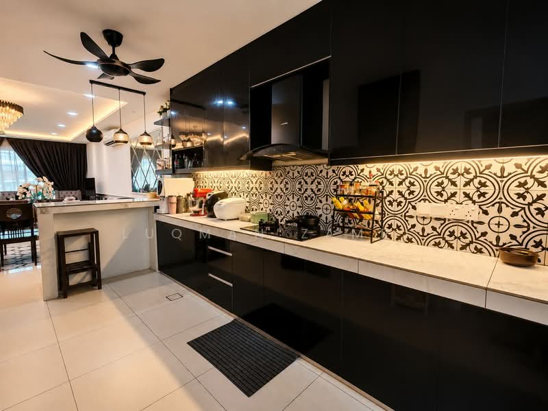 2-storey Terraced House for Sale in Elmina (Shah Alam) - Luqman Zamri - Kitchen - PropertyGuru.com.my