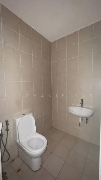 Kondominium untuk Dijual di PARC Regency (Residensi Masai) - Stephanie Yap - Bathroom - PropertyGuru.com.my