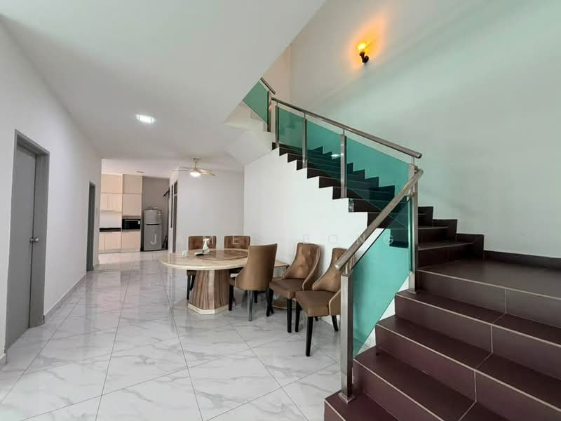 Cluster House for Sale in Taman Nusa Bestari (Iskandar Puteri (Nusajaya)) - James Bong - Kitchen - PropertyGuru.com.my