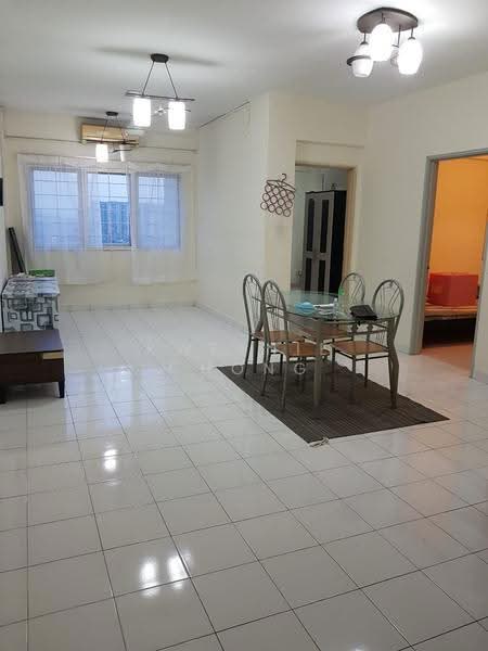 Kondominium untuk Dijual di Danau Murni - Kweenie Chong - Living Room - PropertyGuru.com.my