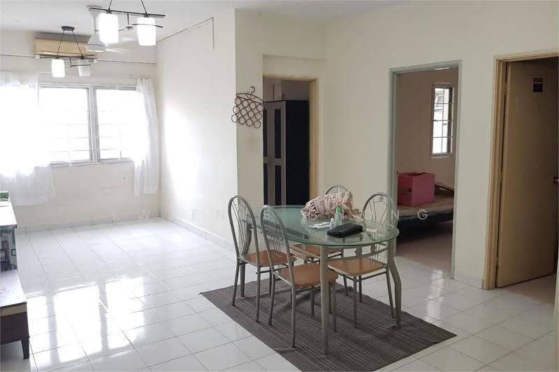 Kondominium untuk Dijual di Danau Murni - Kweenie Chong - Living Room - PropertyGuru.com.my