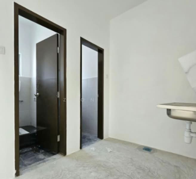 Gudang untuk Disewa di Bandar Indahpura (Kulai) - Zeon Lim - Bathroom - PropertyGuru.com.my