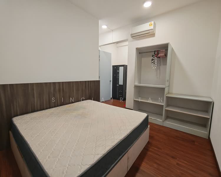 Kediaman Servis untuk Dijual di Gaya Resort Homes - Sinclair Tan - Bedroom - PropertyGuru.com.my