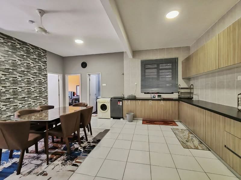 Kondominium untuk Disewa di Residensi Adelia - Maya Myra - Kitchen - PropertyGuru.com.my
