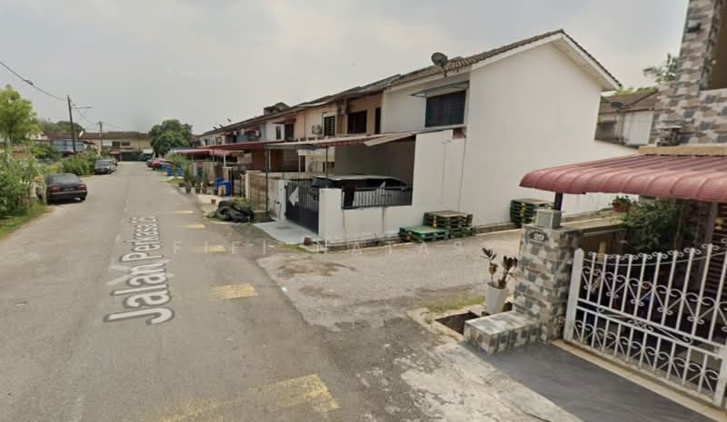 2-storey Terraced House for Sale in Shah Alam (Selangor) - Fifi Natasya - Exterior - PropertyGuru.com.my