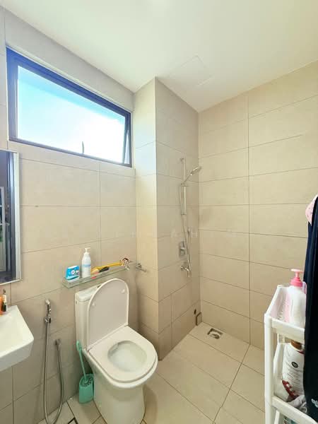 3-storey Terraced House for Sale in Cyberjaya (Selangor) - Azizirrahim . - Bathroom - PropertyGuru.com.my