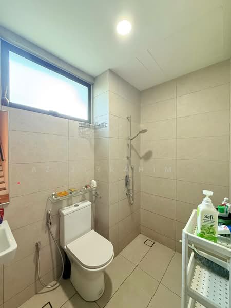 3-storey Terraced House for Sale in Cyberjaya (Selangor) - Azizirrahim . - Bathroom - PropertyGuru.com.my