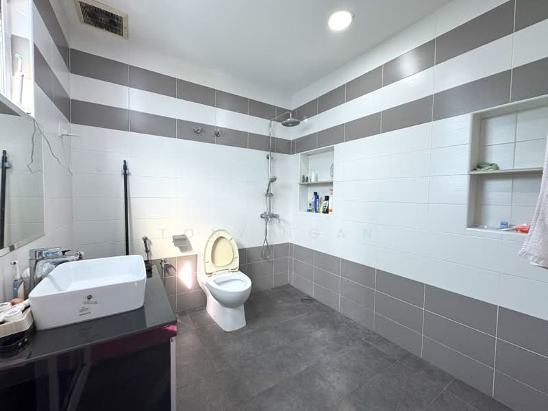 2-storey Terraced House for Sale in Ambang Botanic (Klang) - Tony Ngan - Bathroom - PropertyGuru.com.my