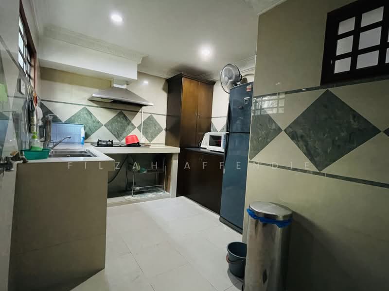 2-storey Terraced House for Sale in TTDI Jaya (Shah Alam) - Filzah Affendie - Kitchen - PropertyGuru.com.my