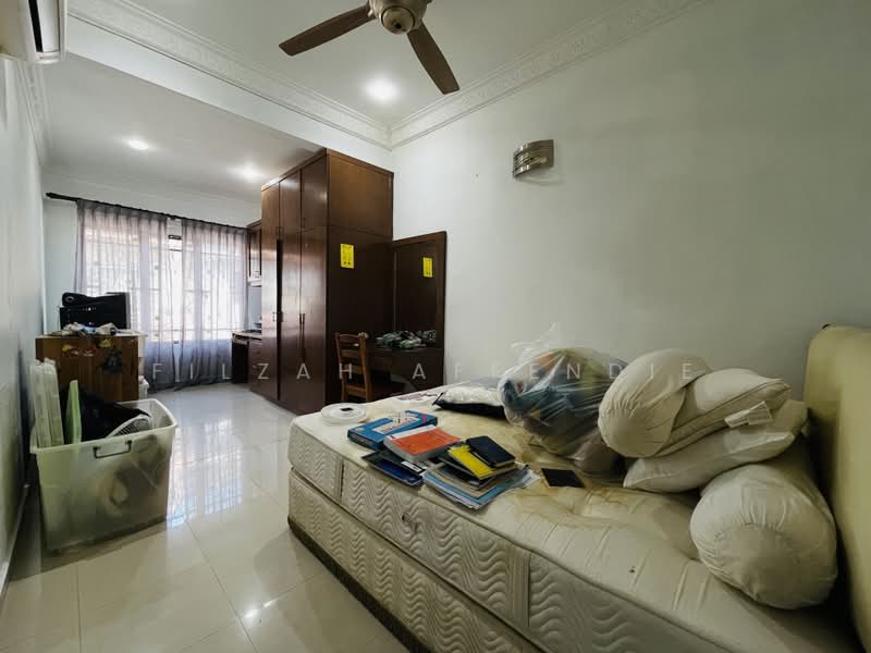 2-storey Terraced House for Sale in TTDI Jaya (Shah Alam) - Filzah Affendie - Bedroom - PropertyGuru.com.my