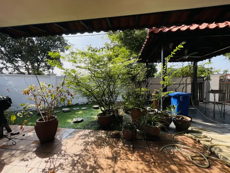 2-storey Terraced House for Sale in TTDI Jaya (Shah Alam) - Filzah Affendie - Garden - PropertyGuru.com.my