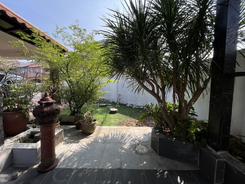 2-storey Terraced House for Sale in TTDI Jaya (Shah Alam) - Filzah Affendie - Garden - PropertyGuru.com.my