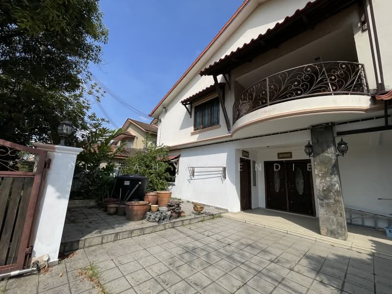 2-storey Terraced House for Sale in TTDI Jaya (Shah Alam) - Filzah Affendie - Exterior - PropertyGuru.com.my