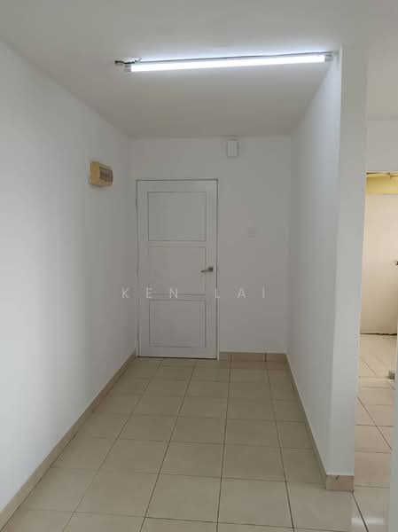 Kondominium untuk Dijual di Casa Prima Condominium - Ken Lai - Corridor - PropertyGuru.com.my