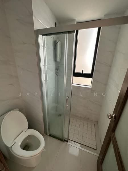 Condominium for Rent at Starview Bay @ Forest City - Japheth Ling - Bathroom - PropertyGuru.com.my