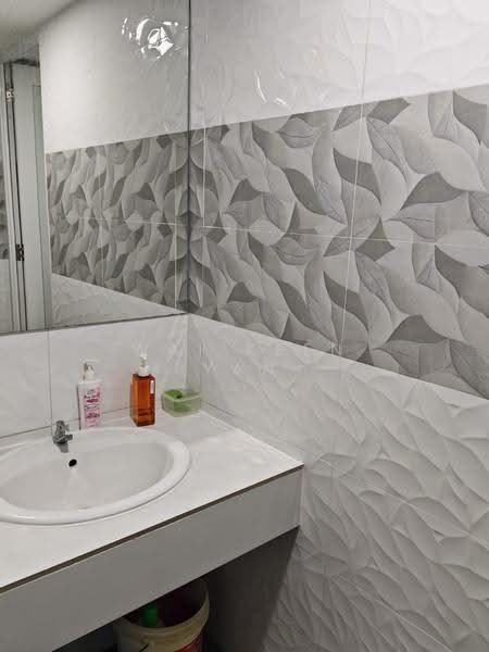 Pejabat untuk Dijual di KL City Centre (Kuala Lumpur) - Wai Keen Yan - Bathroom - PropertyGuru.com.my