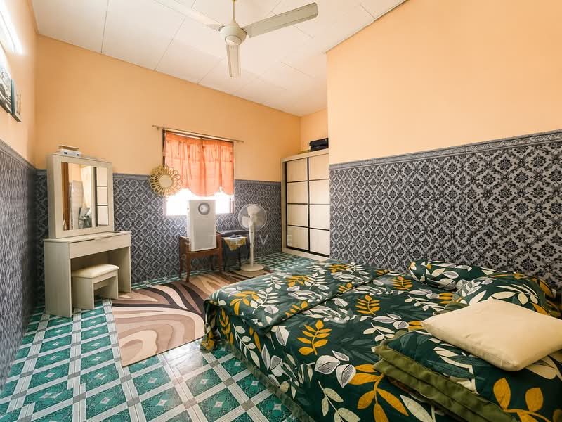 Rumah Teres 2 Tingkat untuk Dijual di Taman Tasek Damai (Ipoh) - Steven . - Bedroom - PropertyGuru.com.my