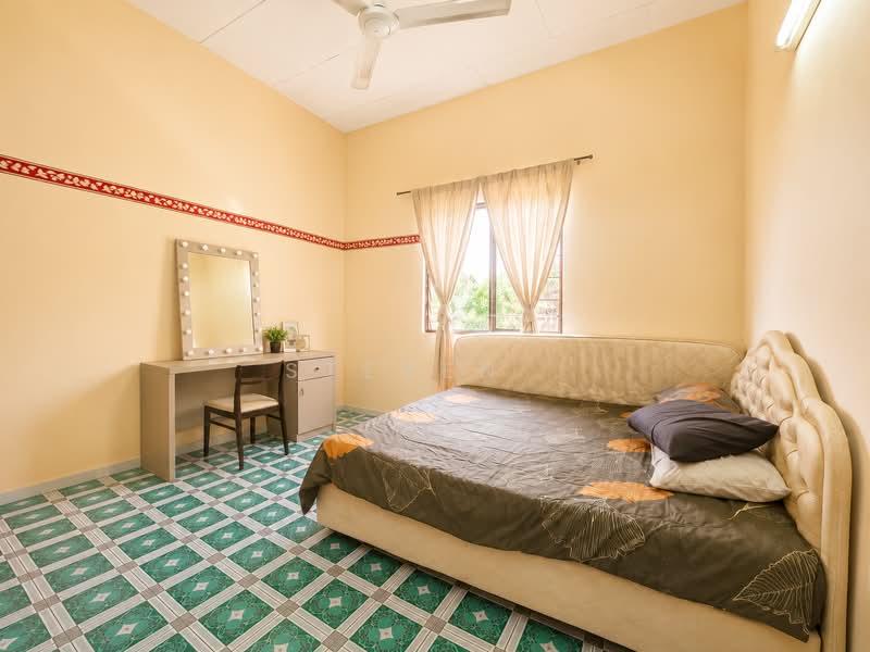 Rumah Teres 2 Tingkat untuk Dijual di Taman Tasek Damai (Ipoh) - Steven . - Bedroom - PropertyGuru.com.my