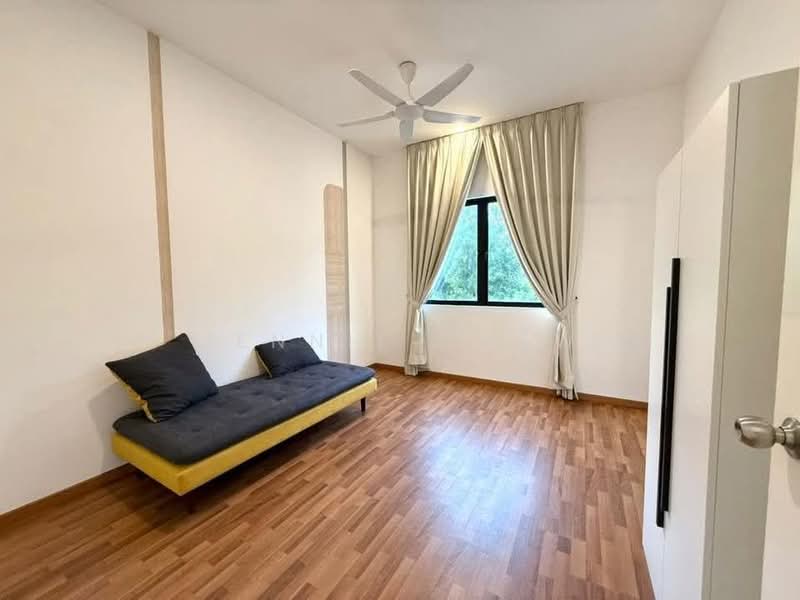 Rumah Berkembar untuk Dijual di Setia Alam (Selangor) - Jennie Chew - Bedroom - PropertyGuru.com.my