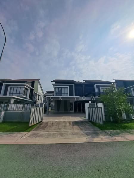 Rumah Berkembar untuk Disewa di Sungai Buloh (Selangor) - Nick Yow - Exterior - PropertyGuru.com.my