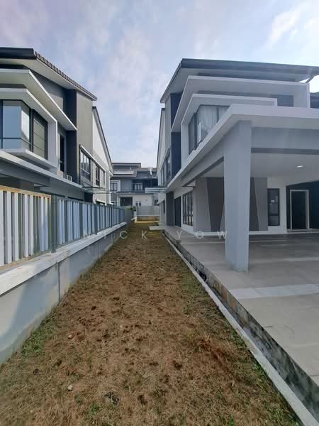 Rumah Berkembar untuk Disewa di Sungai Buloh (Selangor) - Nick Yow - Exterior - PropertyGuru.com.my