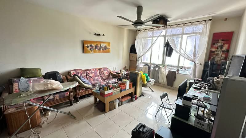 Kondominium untuk Dijual di Casa Prima Condominium - Ken Lai - Living Room - PropertyGuru.com.my