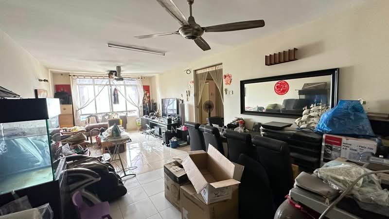 Kondominium untuk Dijual di Casa Prima Condominium - Ken Lai - Living Room - PropertyGuru.com.my